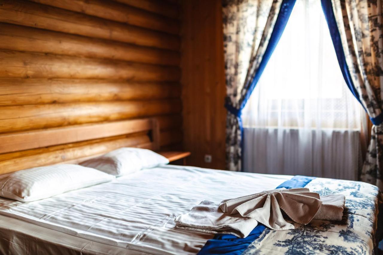 Royal Village Resort Bukovel Bagian luar foto